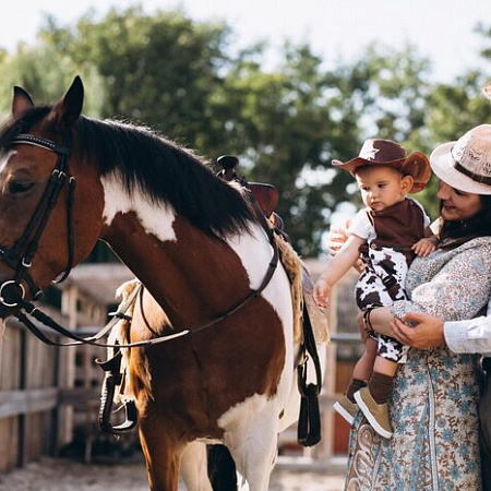 Видеоролик «‎1 день на ранчо!»